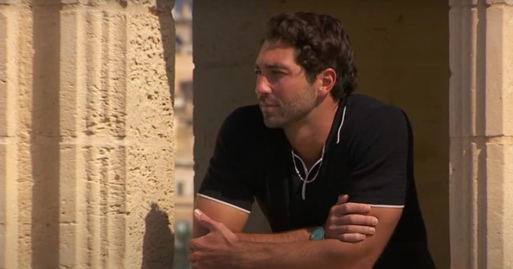 A mundet sezoni Bachelor i Joey të kryesojë Bachelorin e Artë?
