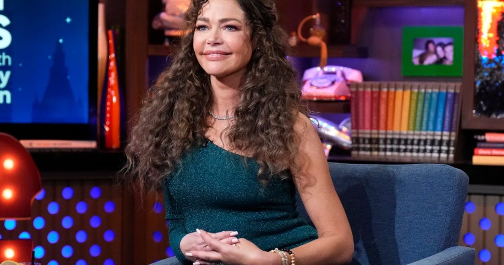 Denise Richards bashkohet me Brooke Mueller në shfaqjen e realitetit të filmit