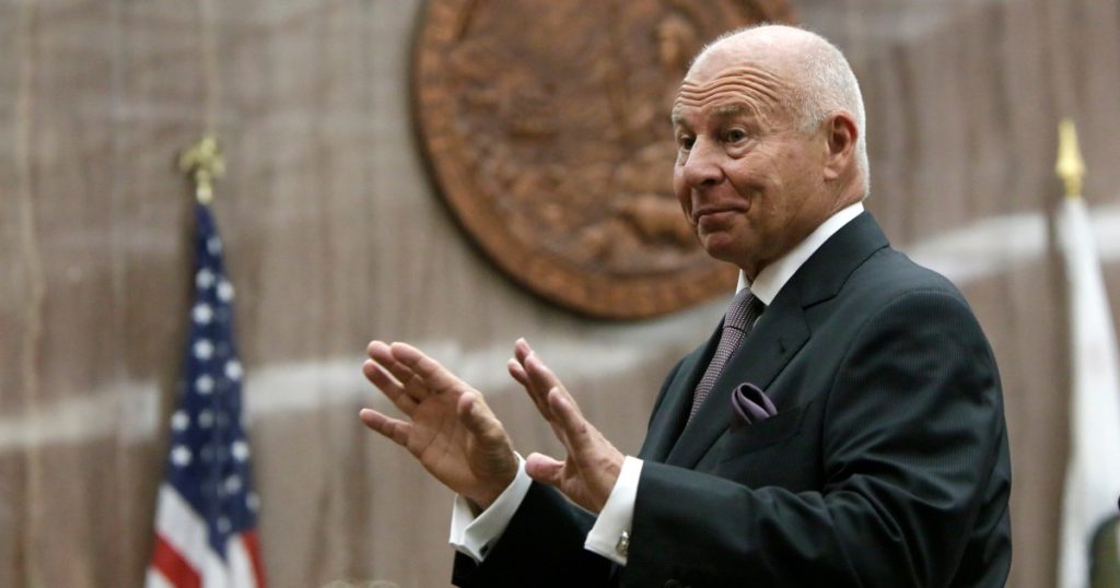 Tom Girardi thotë se nuk do t'i 'merrte paratë e dikujt'