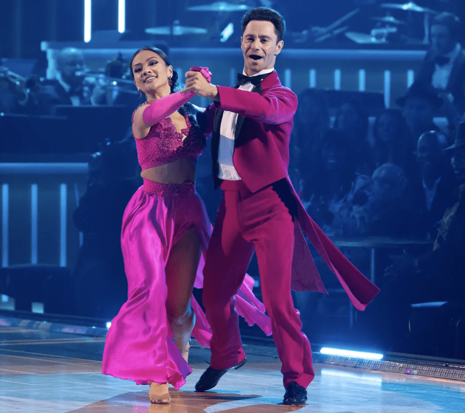 Jenn Tran dhe Sasha Farber