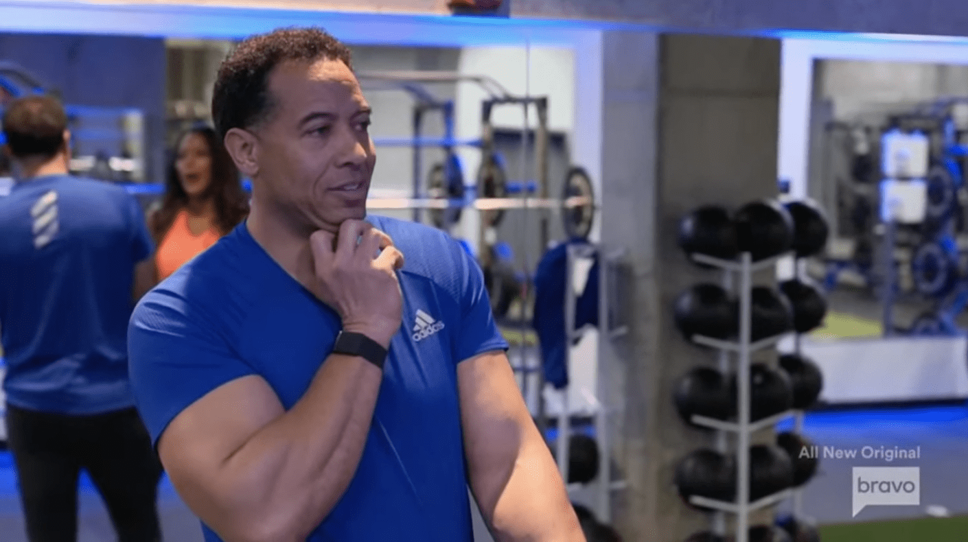 I dashuri i Stacey Rusch, TJ