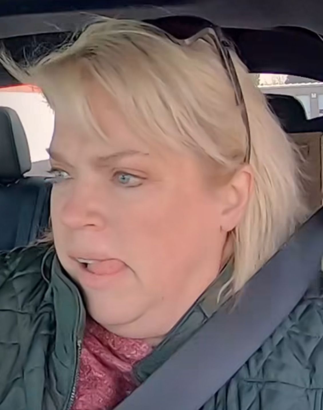 Gratë motra Janelle Brown