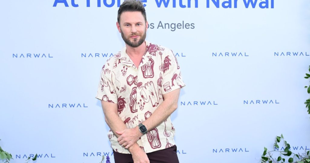 Bobby Berk thyen heshtjen në fundin e syrit
