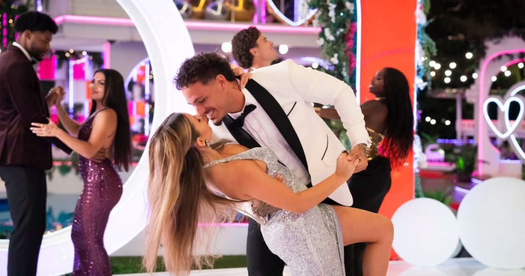 Love Island USA Sezoni i Iris Kendall dhe Pepe Garcia Shkëndija Shqetësime për ndarjen