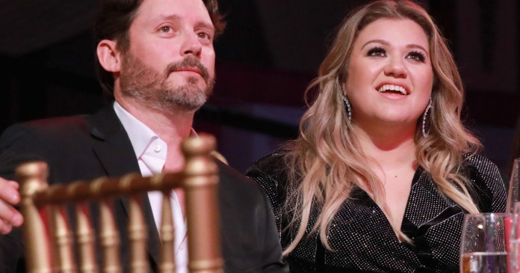 Ish-ndihmimi i Kelly Clarkson, Brittney Marie Jones i akuzuar për mashtrim ndaj burrit me Brandon Blackstock