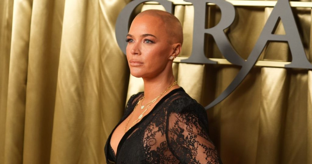 Teddi Mellencamp jep azhurnim mbi emocionet