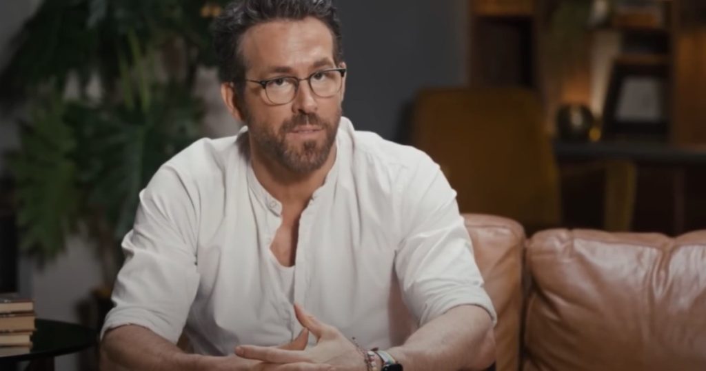 Tifozët e Ryan Reynolds mendojnë se ai fshiu fotot e Blake Lively nga Instagram