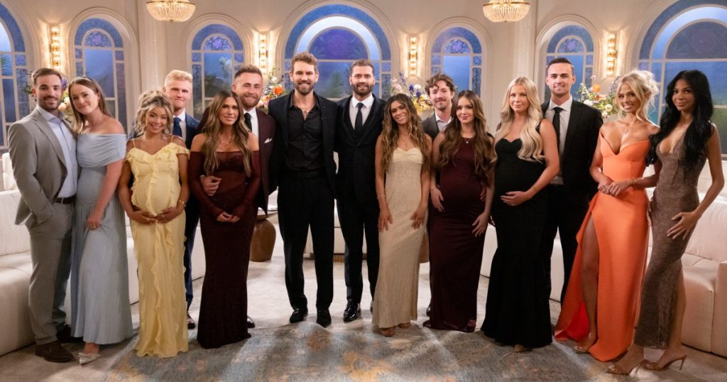 Bachelorette Taylor Frankie Paul's ish Dakota Mortensen reagon ndaj bombës së saj seksi
