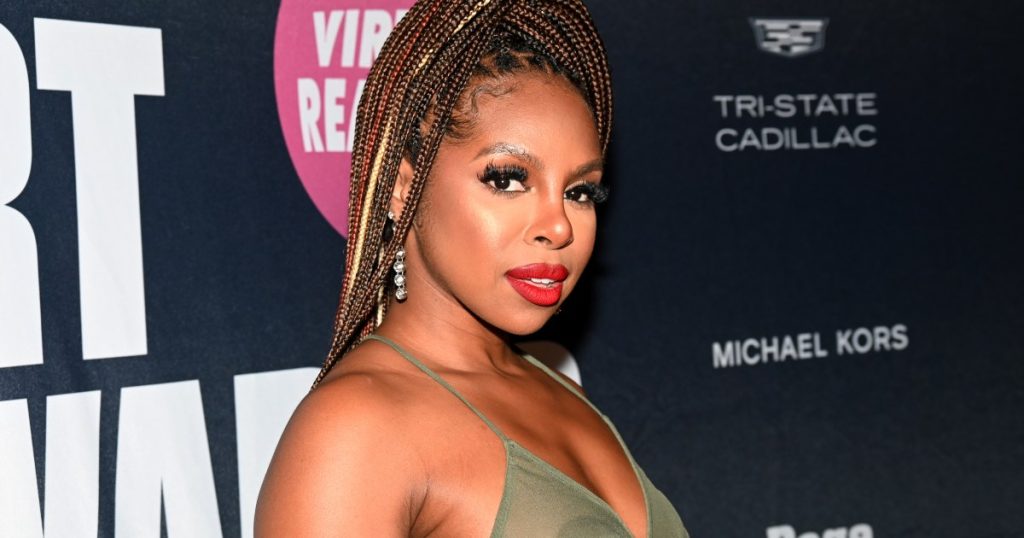 Candiace Dillard Bassett reagon ndaj kthimit të RHOP të Monique Samuels