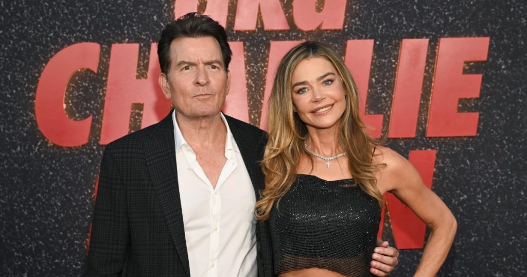 Denise Richards bëri sanduiçe të ish -plehrave të bardha të Charlie Sheen Hookers