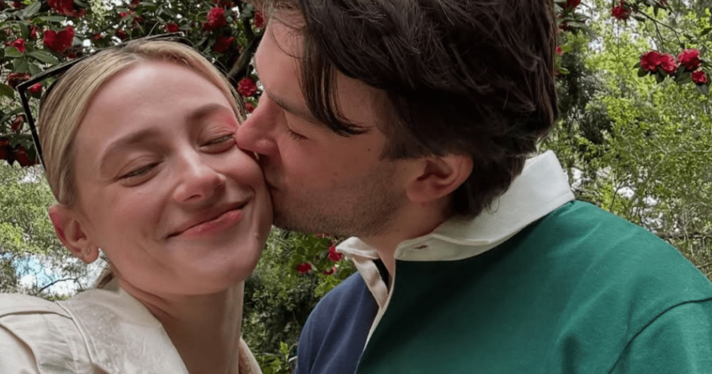 Fotografitë: Lili Reinhart & Jack Martin i ndotur në shëtitje romantike para ditëlindjes në NYC