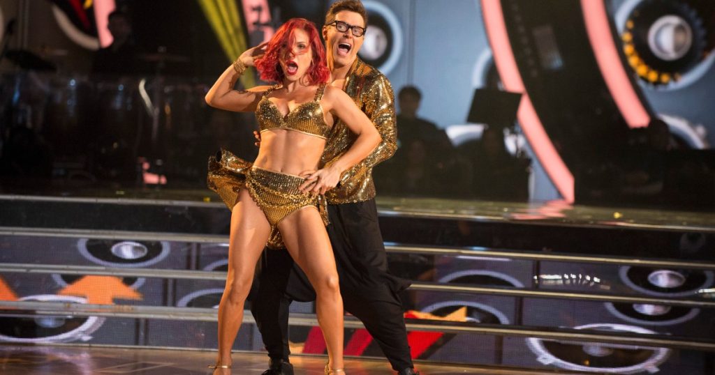 Vallëzimi me fituesin e yjeve Bobby Bones pranon mashtrimin