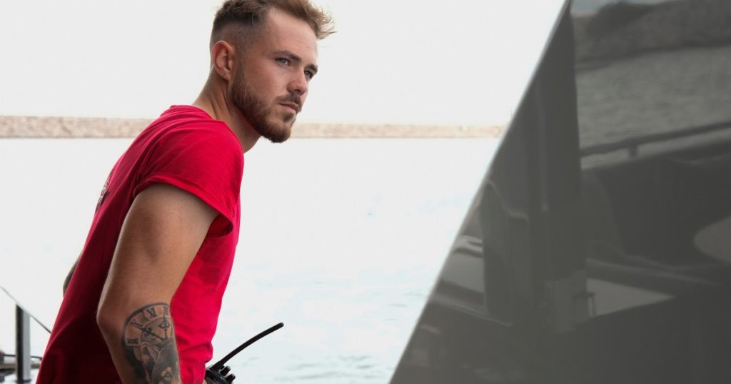 Më poshtë Deck Med: Si sezoni i ri i vitit 2025 tregon tashmë fundin e skuadrës së kuvertës