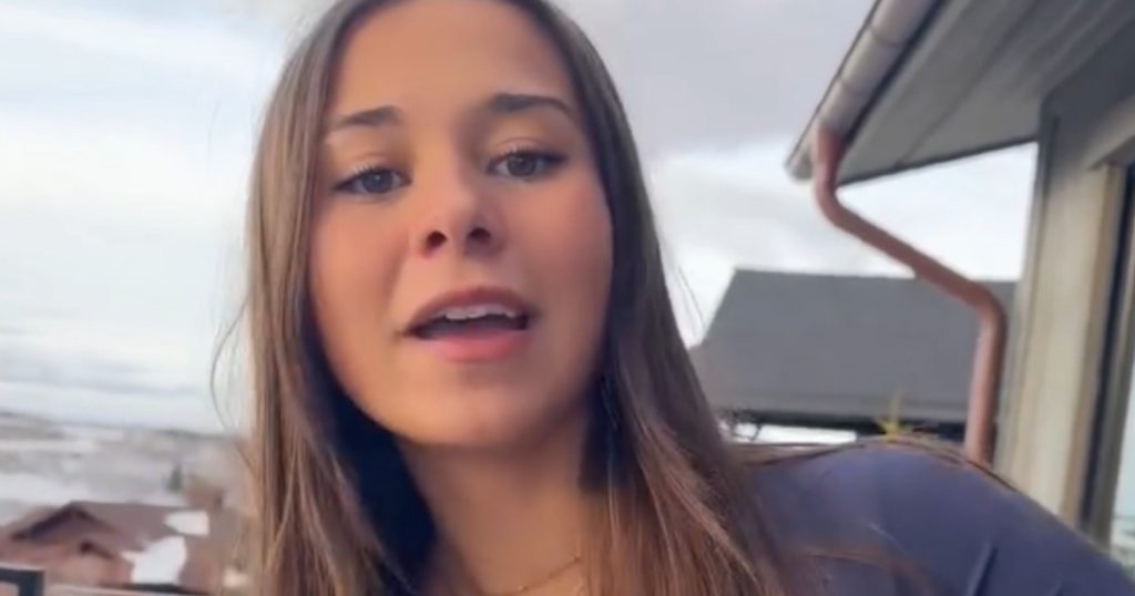 Sophie Rain ka 'sharm të pafund' ndërsa vallëzon me kostum të ngushtë të lëkurës