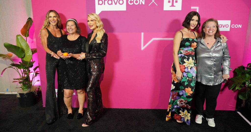 Bronwyn Newport i kërkoi të largohej nga Gretchen Rossi në BravoCon mes akuzave kundër LGBTQ+