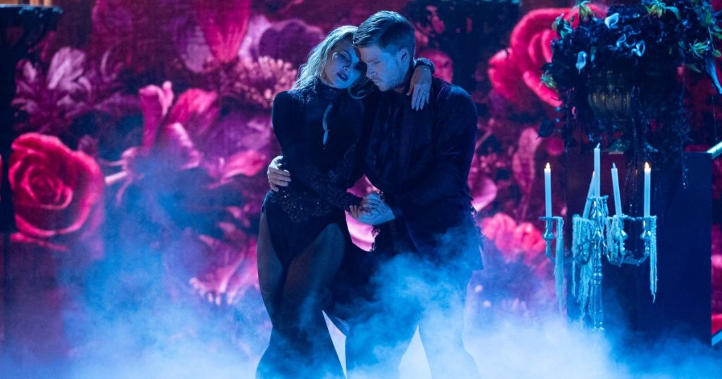 Witney Carson zbulon dëmtimin e Robert Irwin përpara finales së DWTS