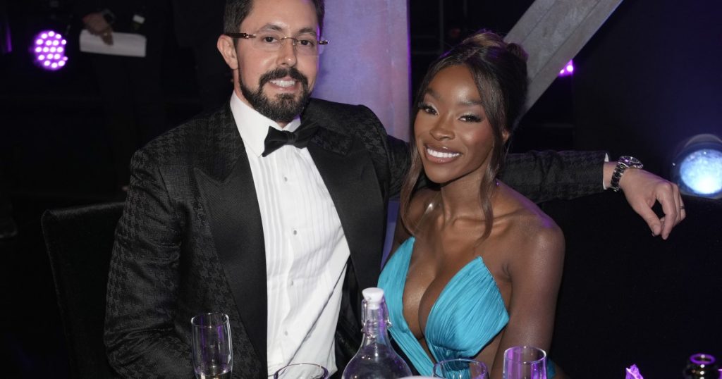 Shitja e Sunset-it, Ish-burri i Chelsea Lazkanit, Jeff mohon se ka tradhtuar para divorcit