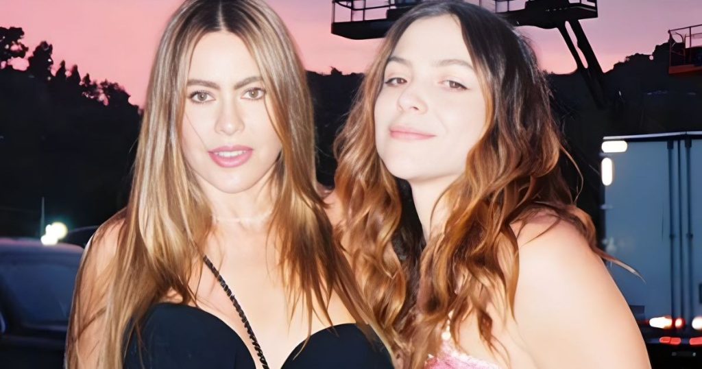 Korseja e pastër e Sofia Vergara e lë të pamundshme për t'u injoruar mesin e saj të tonifikuar