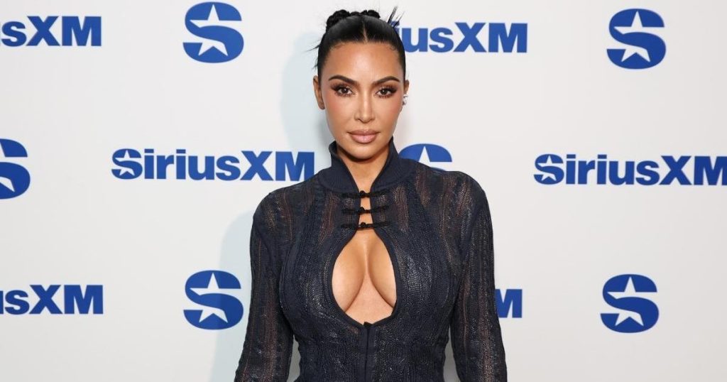 Reperi The Game kërkon falje për tekstet e NSFW Rreth Kim Kardashian