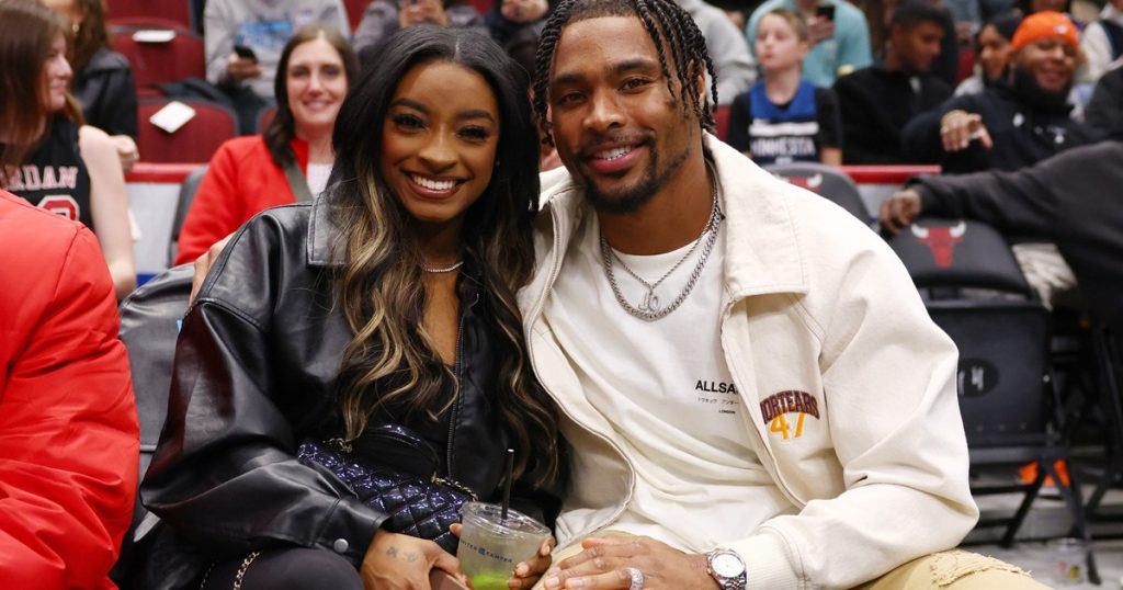 Simone Biles pati një 'ndjenjë të çuditshme' pas takimit të saj të parë me Jonathan Owens