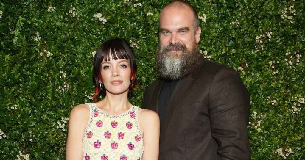 Bisedimet e Divorcit të Lily Allen dhe David Harbour 'Do të jetë i çrregullt' - Burimi