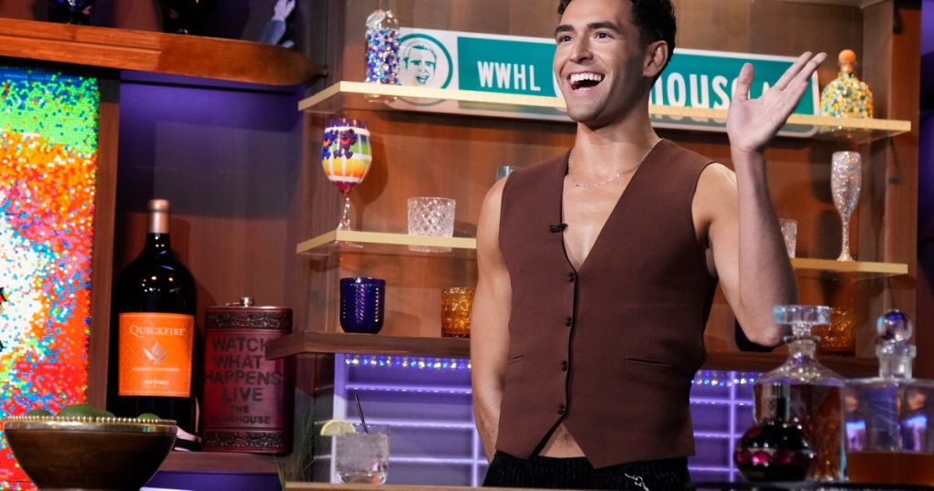 Ezra Sosa vuan 'Breakdown' turneun e Dancing with the Stars