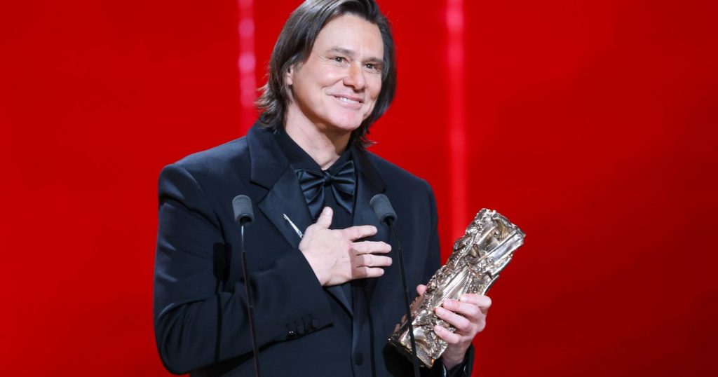 Publicisti i Jim Carrey thyen heshtjen mbi teorinë e konspiracionit të imituesit