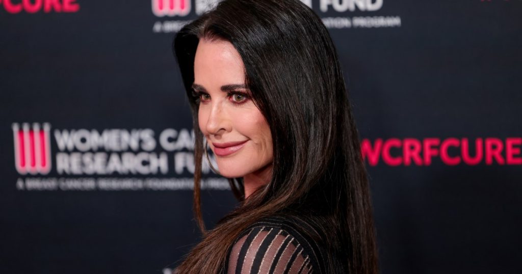 Kyle Richards i RHOBH mbron Amanda Frances 'të vetë-bërë' pas reagimit të aktorëve