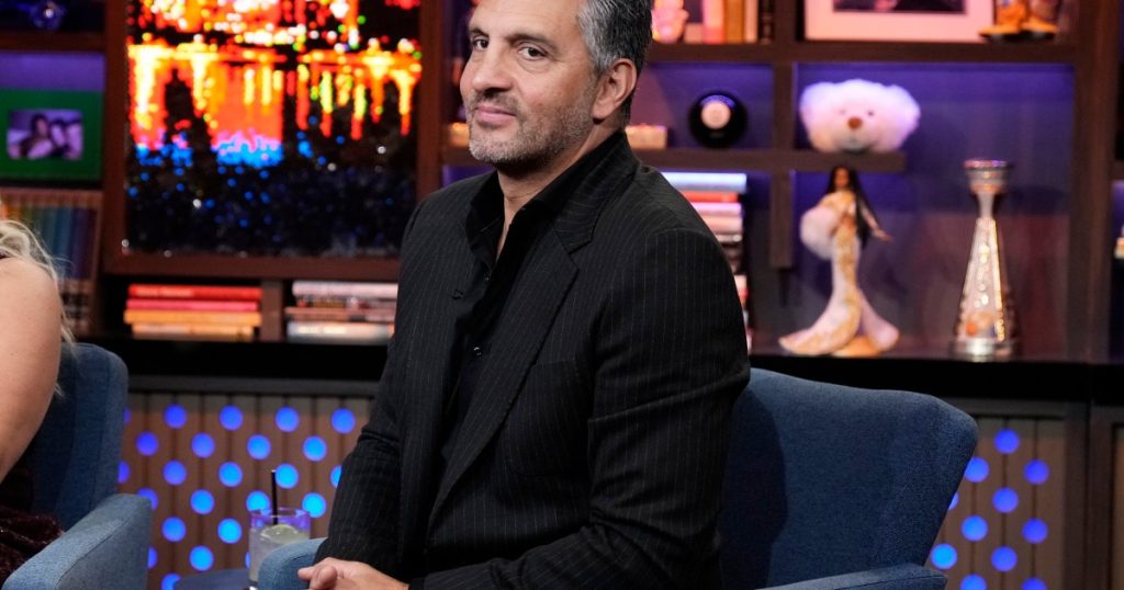 Mauricio Umansky i RHOBH u pa me një grua misterioze ndërsa ishte jashtë me PK Kemsley
