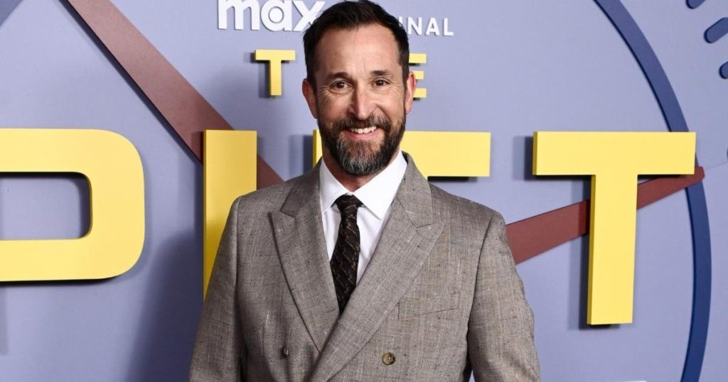 Noah Wyle i Pitt-it synon Sistemin e Kujdesit Shëndetësor të SHBA-së: 'I drejtuar nga fitimi'