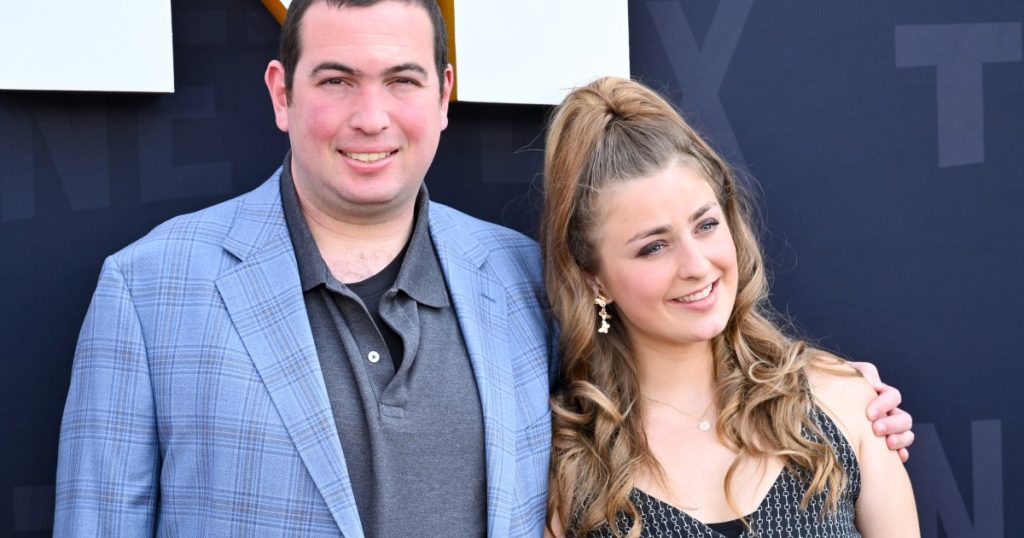 Shpjegohet ndarja e Abbey Romeo dhe David Isaacman