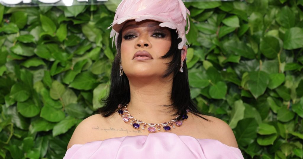 Bravo Superfan Rihanna Unfollows Amanda Batula