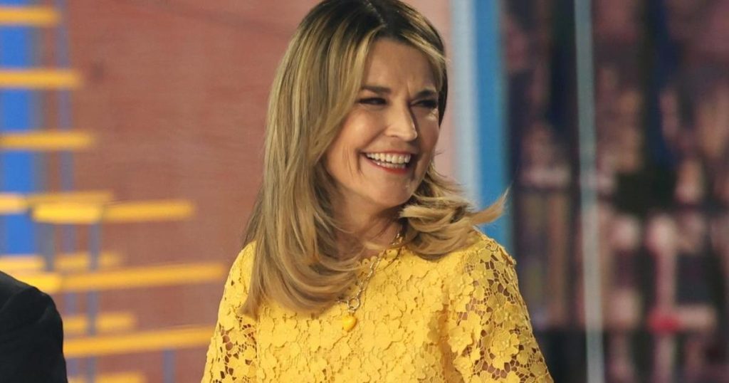 Savannah Guthrie hyn pas një momenti të vështirë në ajër sot