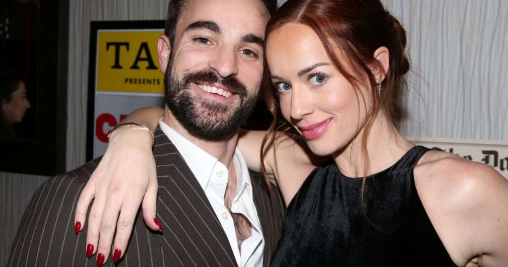Conner Leavitt zbulon rolin jashtë Broadway