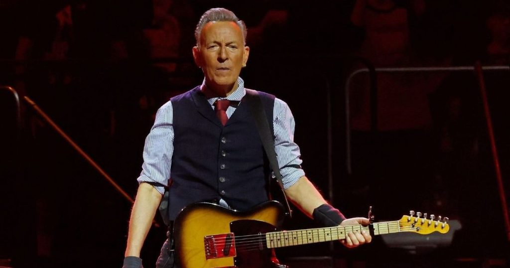 Bruce Springsteen rrit sigurinë e turneut mes kërcënimeve në rritje