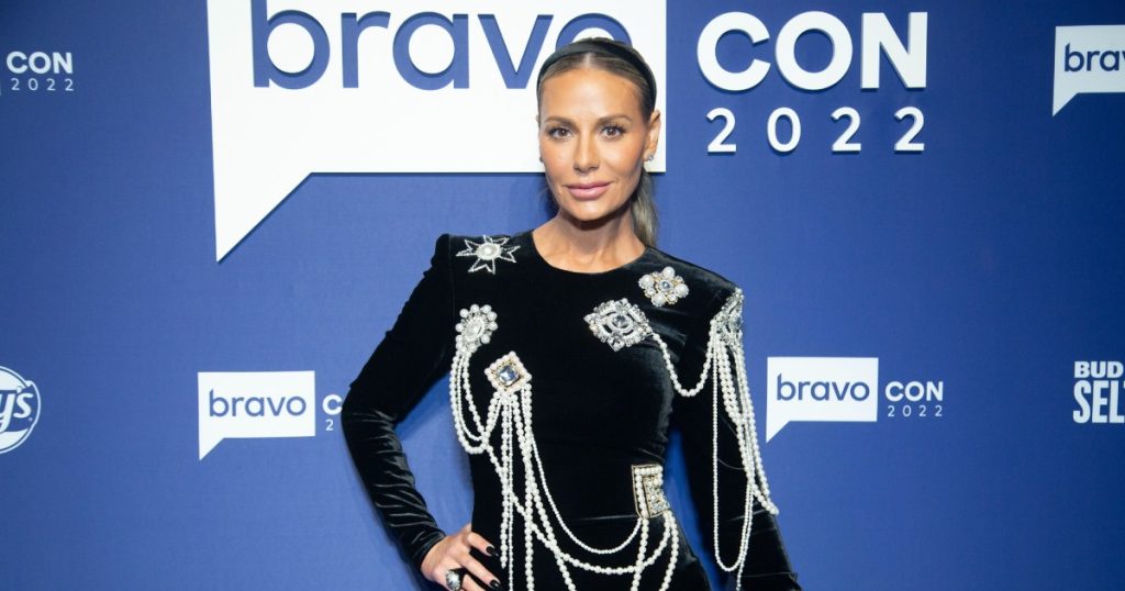 Dorit Kemsley vë Teddi Mellencamp në Blast