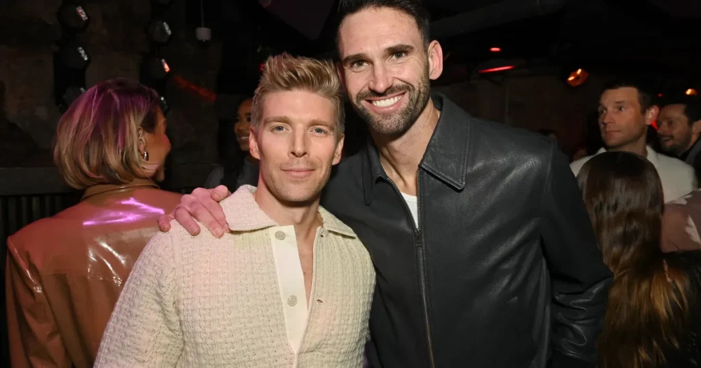 Kyle Cooke ndan 'krenarinë' ndaj Carl Radke
