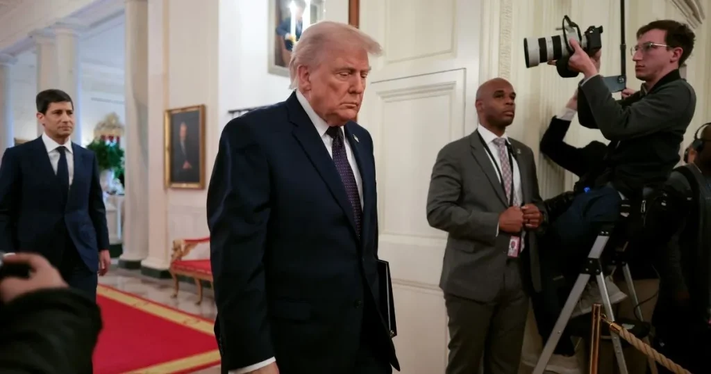 Pasuria e mandatit të dytë të Donald Trump ndez debatin