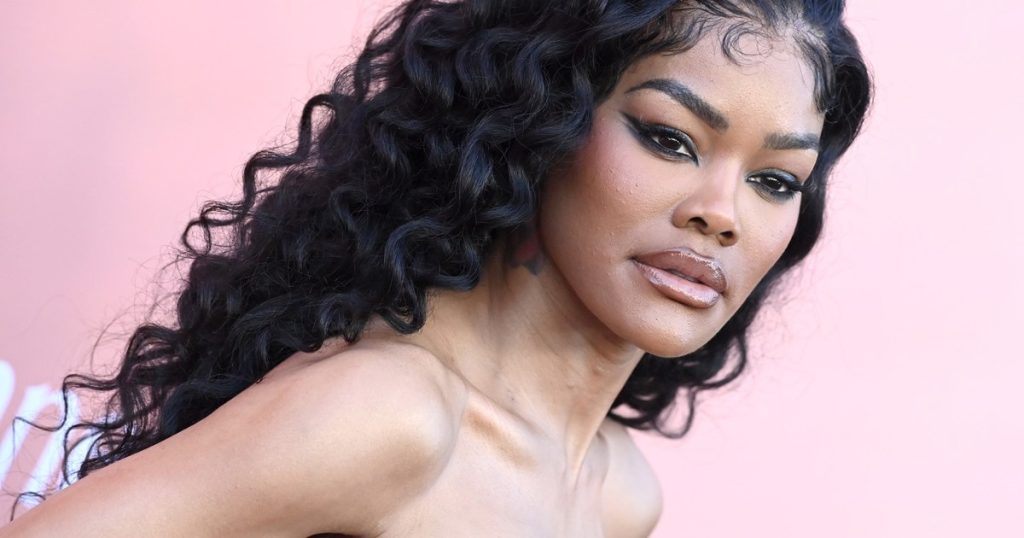 Topi me sytjena me vezullim të Teyana Taylor vjedh vëmendjen në festën e saj Met Gala