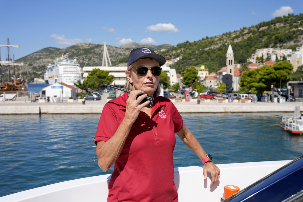 Below Deck, Sezoni 11 i Mesdheut, Episodi 1