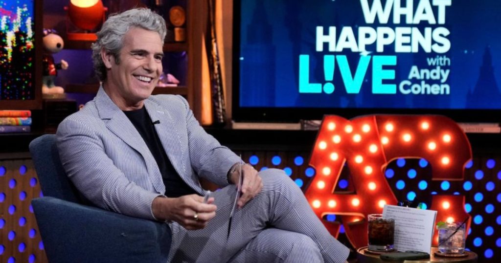 Andy Cohen shkon i vetëm në NYC Pride pavarësisht të dashurit të ri