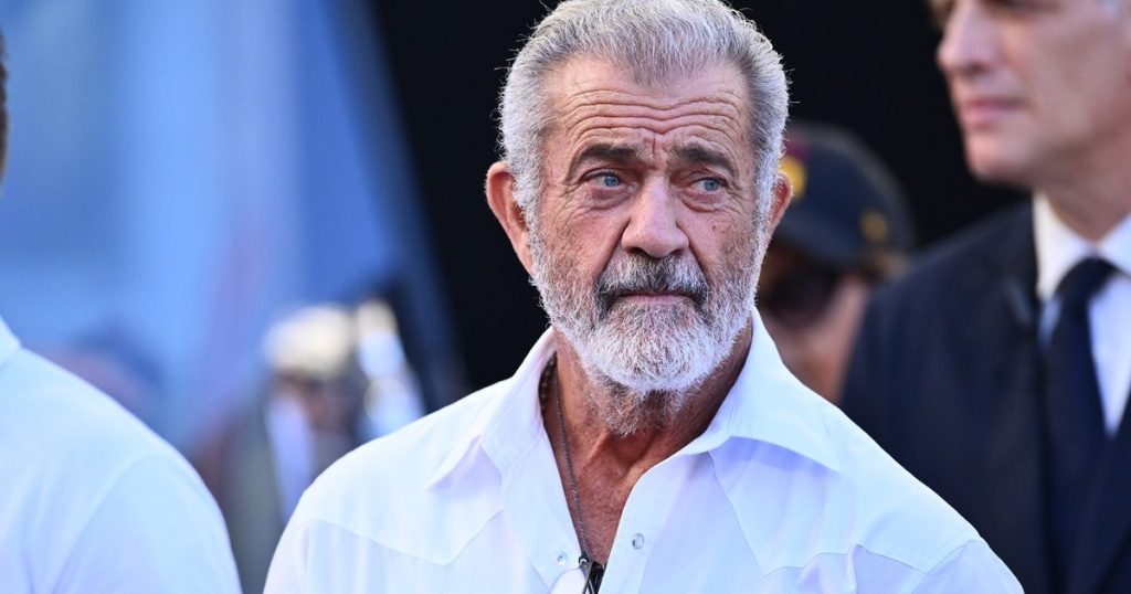 Romanca e re e Mel Gibson po ngre flamuj të kuq mes miqsh - Raport