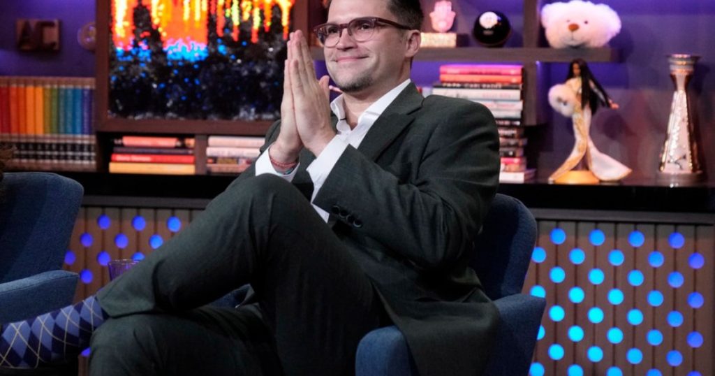Tom Schwartz rikthehet pas rënies së fotove 'të panjohshme'