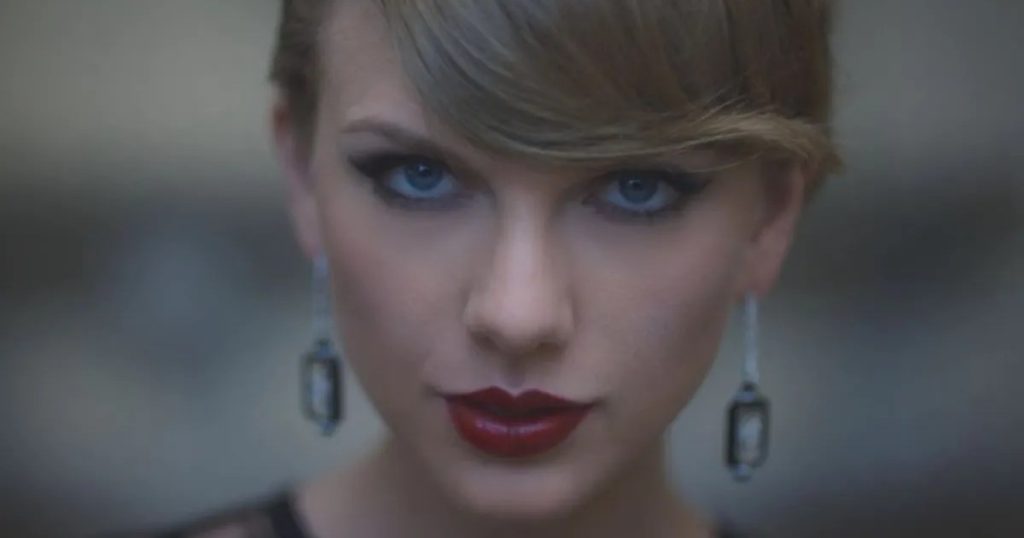 Ardhja e Taylor Swift është e dhëna më e fundit në misterin e dasmës së Travis Kelce - Raporti