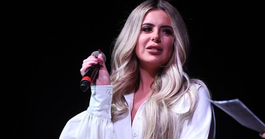Brielle Biermann Pyetje nëse babi Kroy do të shfaqet në ditën e saj të dasmës