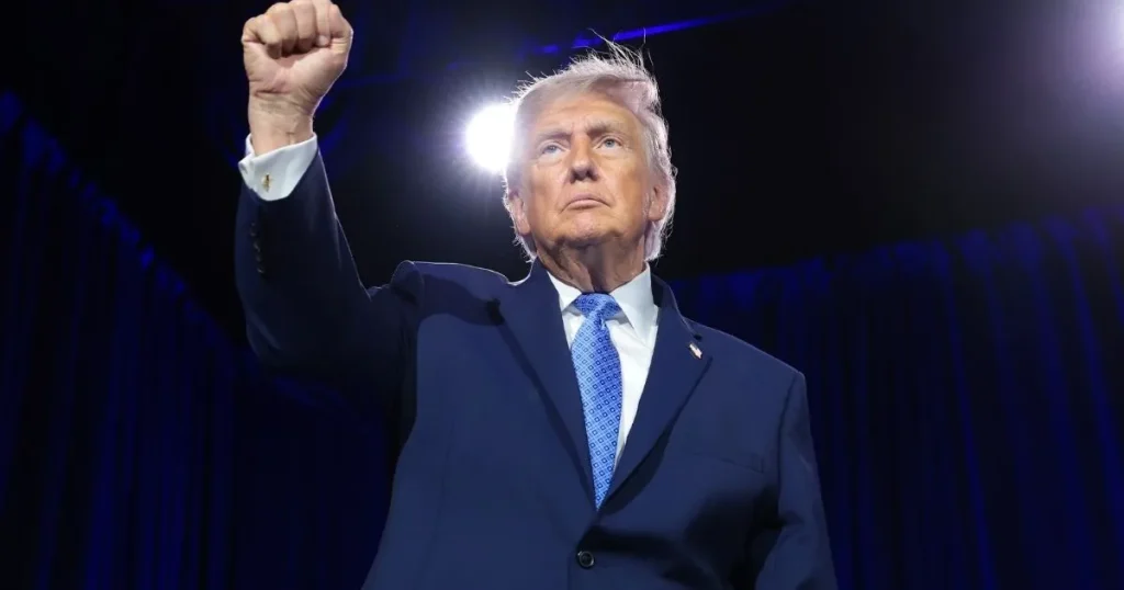 Donald Trump poston imazhin e inteligjencës artificiale duke e krahasuar veten me një qenie të ngjashme me Zotin