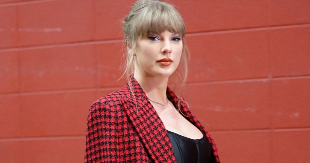 Fotot e dasmës së Taylor Swift thuhet se janë pjesë e një plani shumë më të madh - Burimi