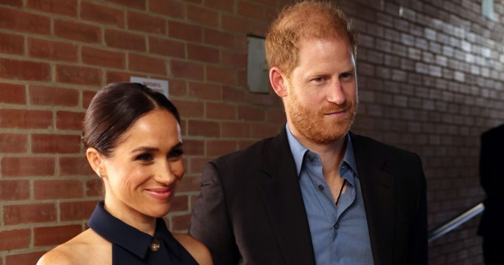 Princi Harry dhe Meghan Markle paguan një çmim 'të turpshëm' për takimin me mbretin Charles - Burimi