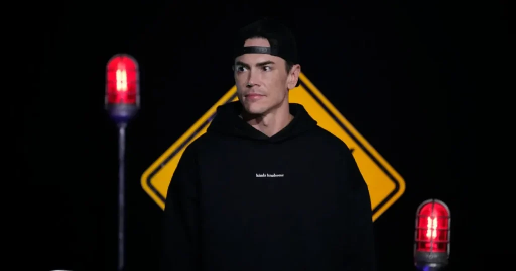 Shoku i bandës së Tom Sandoval godet 'e keqen' Victoria Lee Robinson