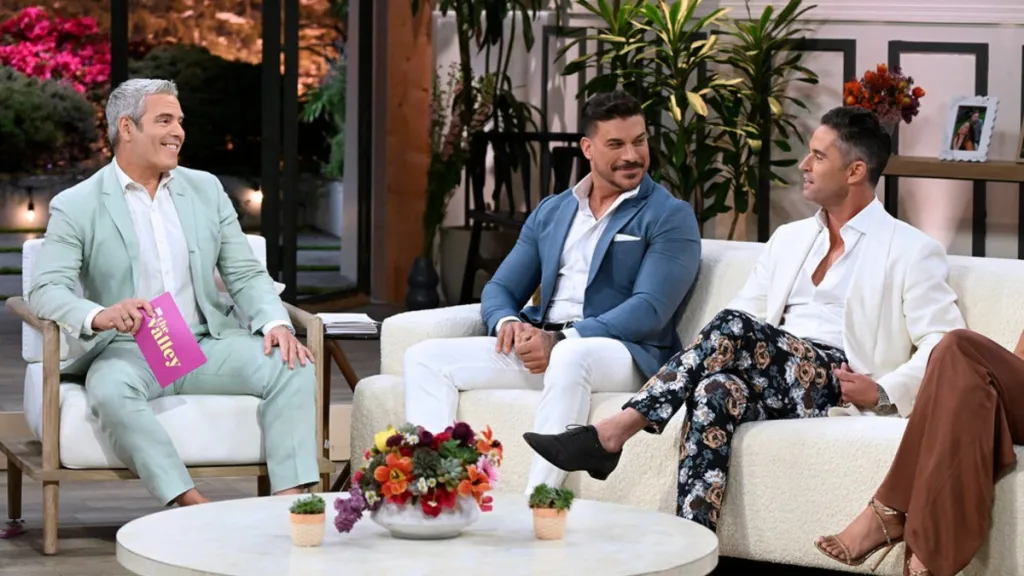 Jax Taylor me Andy Cohen dhe Jesse Lally në ribashkimin e The Valley